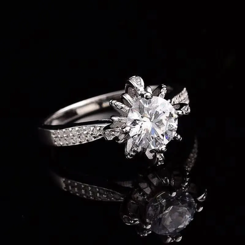 2.0 Ct Round Cut Diamond Fountain Ring