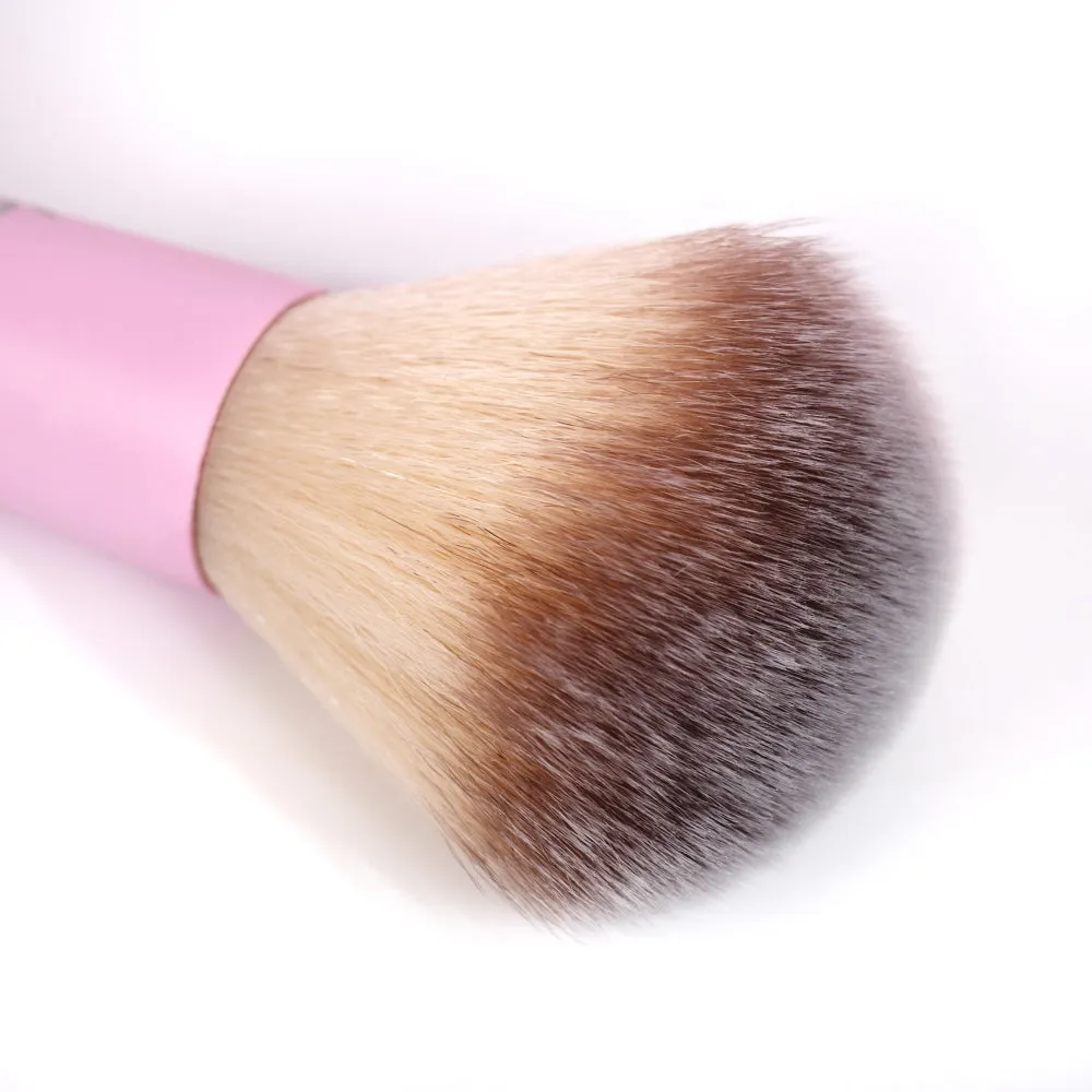 Brushworks HD Powder Blush Brush