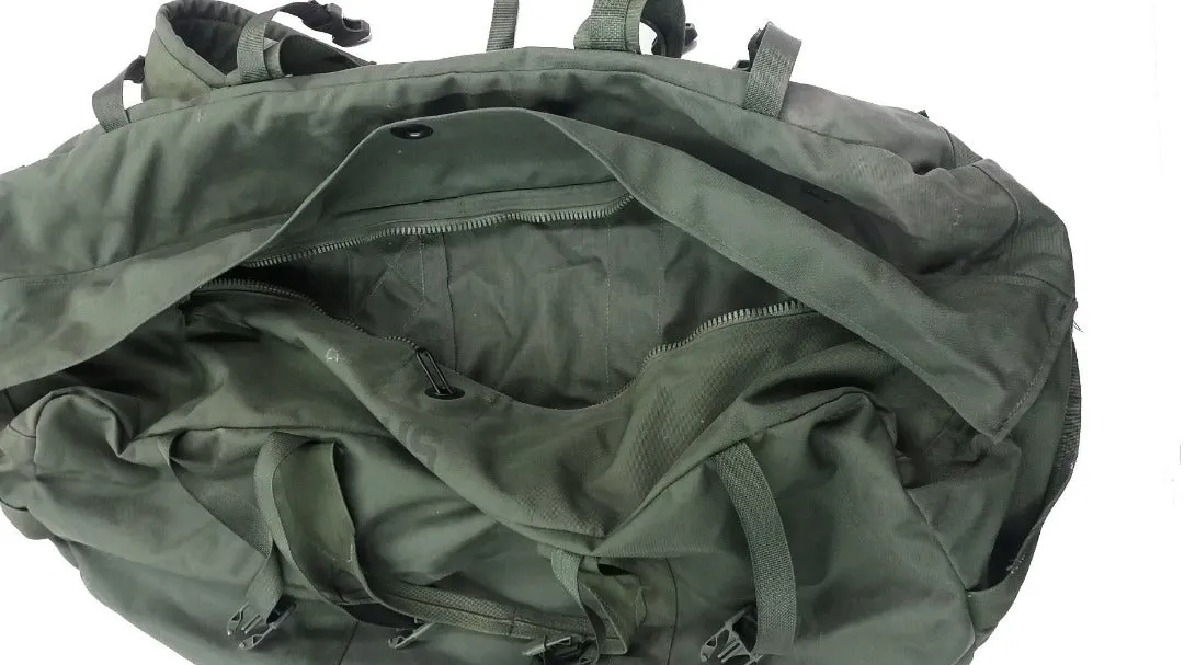 Duffel - USED Zipper Bag - OD