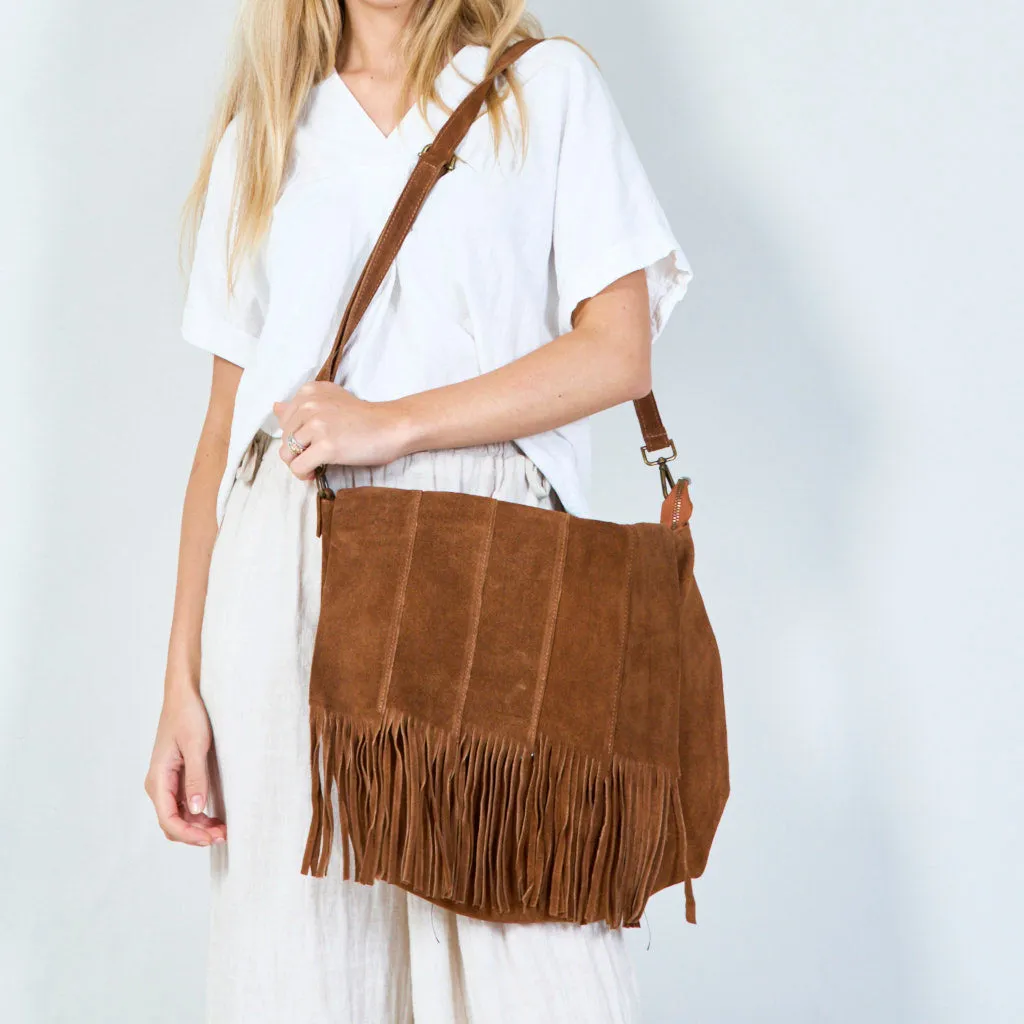 Fringe suede shoulder bag wholesale