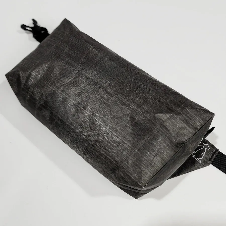 High Tail Designs - The Ultralight Fanny Pack "Ink"