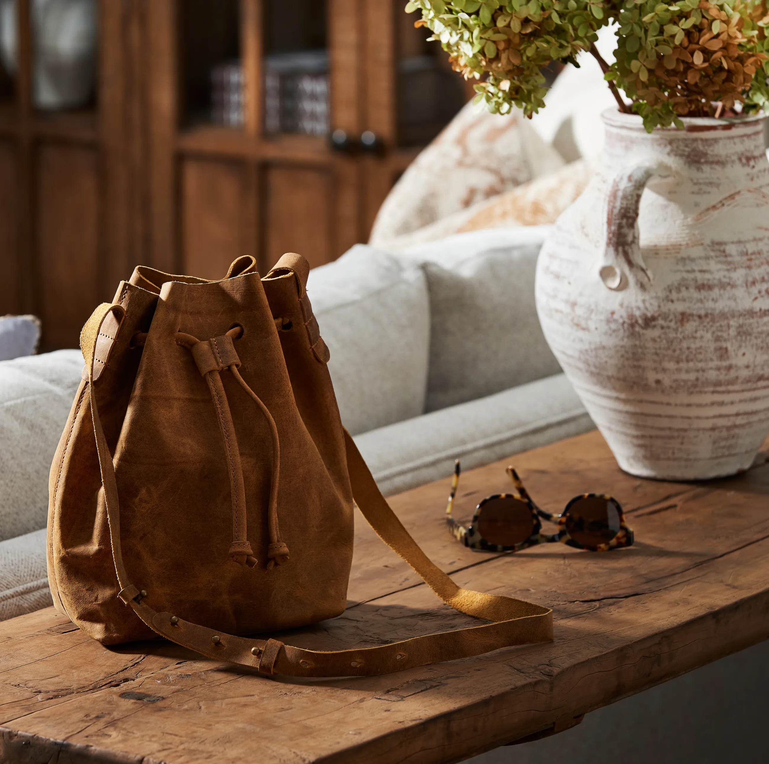 Isla Bucket Bag - Camel