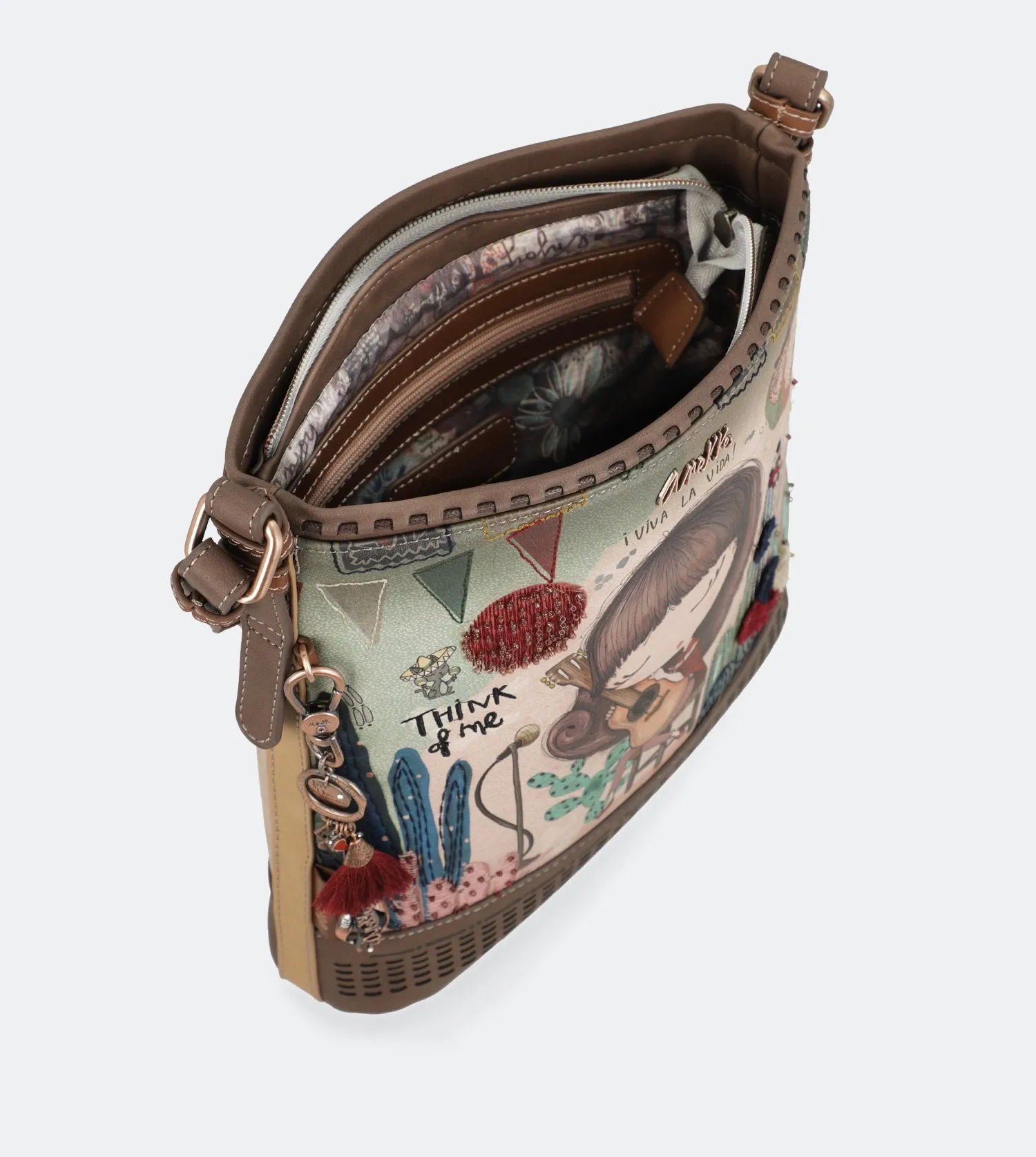 Ixchel Crossbody bag with a zip