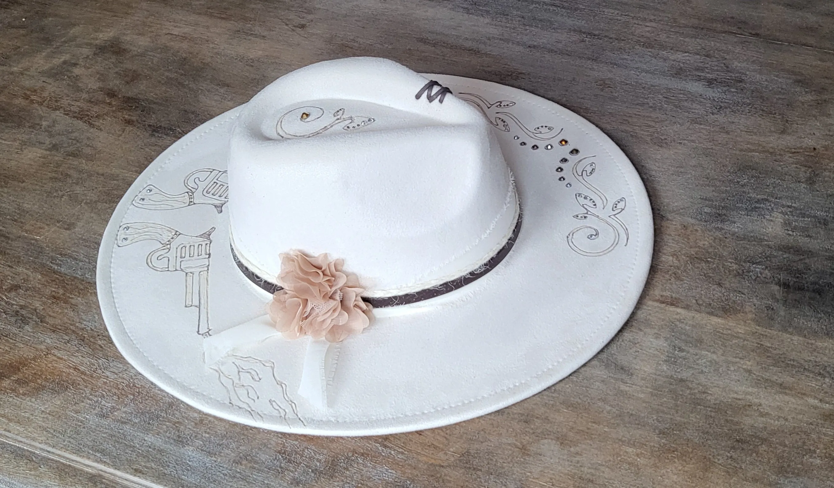 Vegan suede ivory fedora